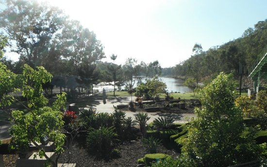 Rocks Riverside Park